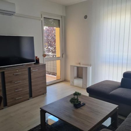 Apartamento Urban Apartman Miskolc Exterior foto